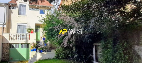 Casa de 3 dormitorios en Argenteuil, France No. 175524 4