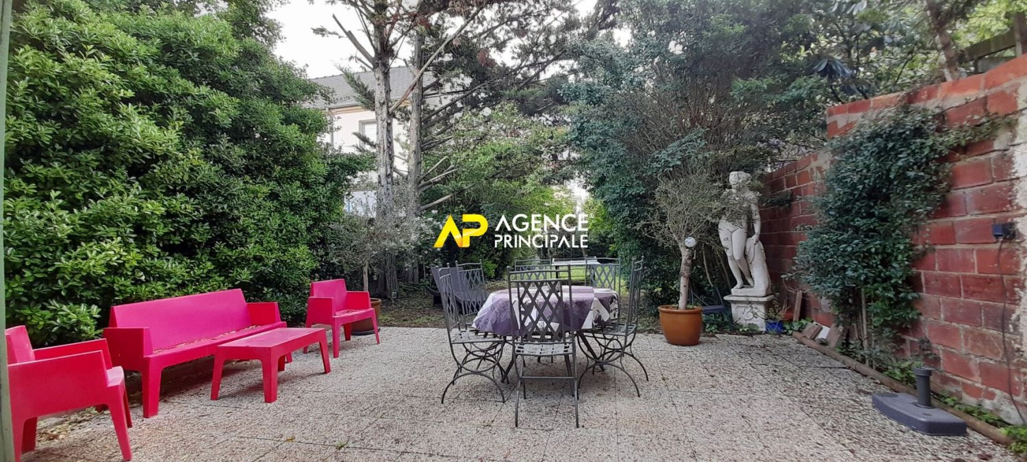 Casa de 3 dormitorios en Argenteuil, France No. 175524