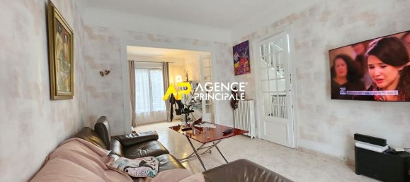 Casa de 3 dormitorios en Argenteuil, France No. 175524 8