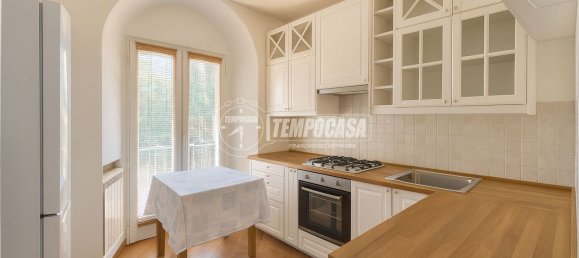 5 rooms House in Massa, Italy No. 271264 10