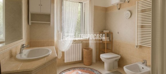 5 rooms House in Massa, Italy No. 271264 19