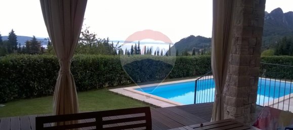 Villa de 6 habitaciónes en Gargnano, Italy No. 237747 2