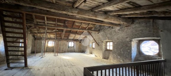 Edificio de 10 habitaciónes en Tirano, Italy No. 8671 16