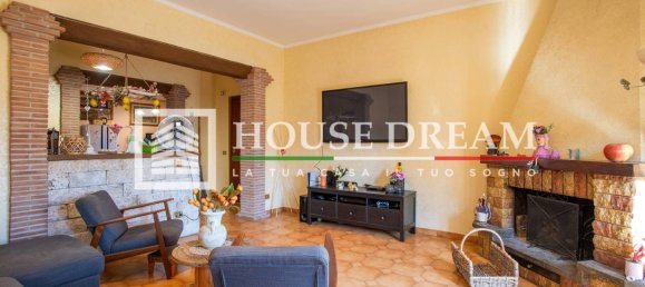3 bedrooms Apartment in Rome, Italy No. 325967 15