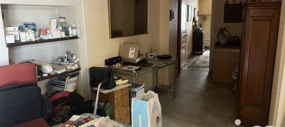 Дом с 7 комнатами в Дё-Севр, Франция № 303020 4