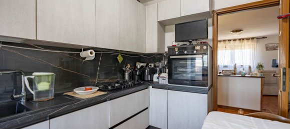 5 bedrooms Apartment in Grosseto, Italy No. 316018 8