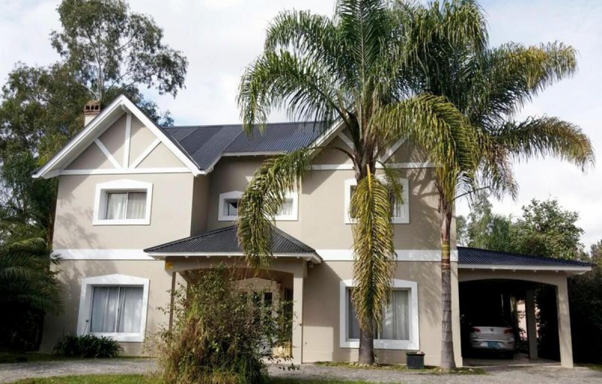 3 bedrooms House in Esteban Echeverria, Argentina No. 52936