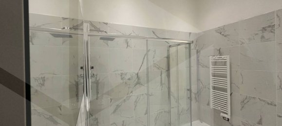 2-Zimmer Wohnung in Bari, Italy, Nr. 23272 8