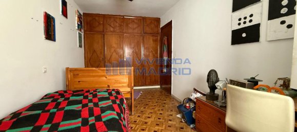 Apartamento de 3 dormitorios en Madrid, Spain No. 140193 33