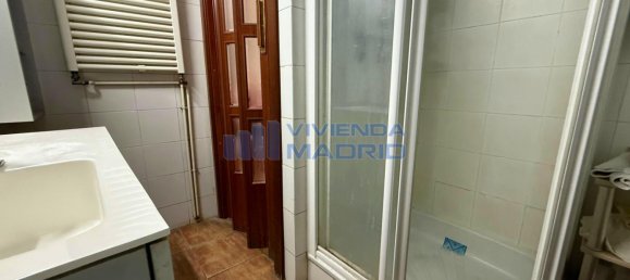 Apartamento de 3 dormitorios en Madrid, Spain No. 140193 25