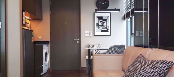 1 bedroom Condo in The Lumpini 24 Bangkok, Thailand No. 29862 4