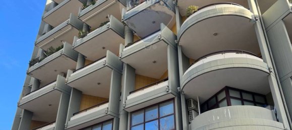 2 rooms Apartment in Bari, Italy No. 297016 3