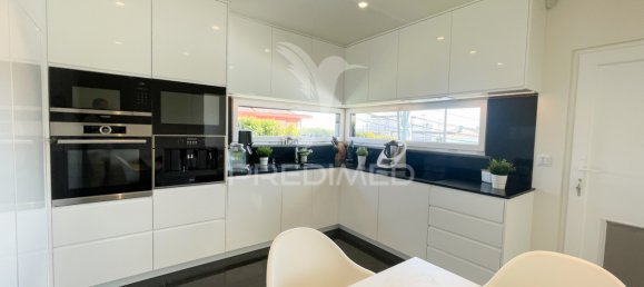 Дом с 4 спальнями в Одивелаш, Португалия № 133508 25