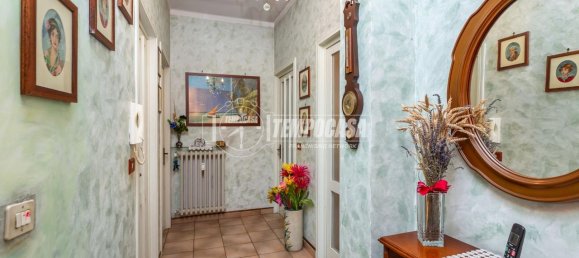 3 rooms Apartment in Villastellone, Italy No. 33596 5
