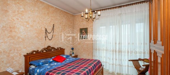 3 rooms Apartment in Villastellone, Italy No. 33596 3