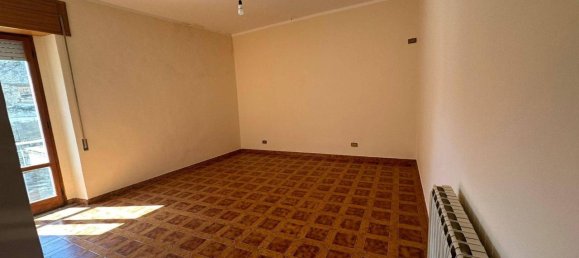 4 rooms Apartment in Catanzaro, Italy No. 134347 12