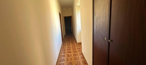 4 rooms Apartment in Catanzaro, Italy No. 134347 11