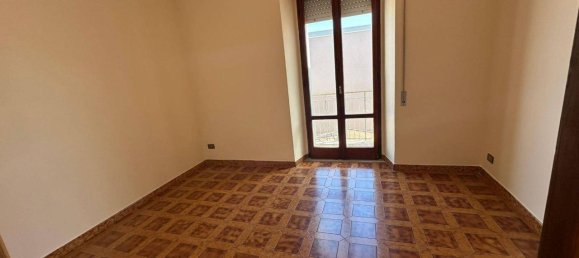 4 rooms Apartment in Catanzaro, Italy No. 134347 10