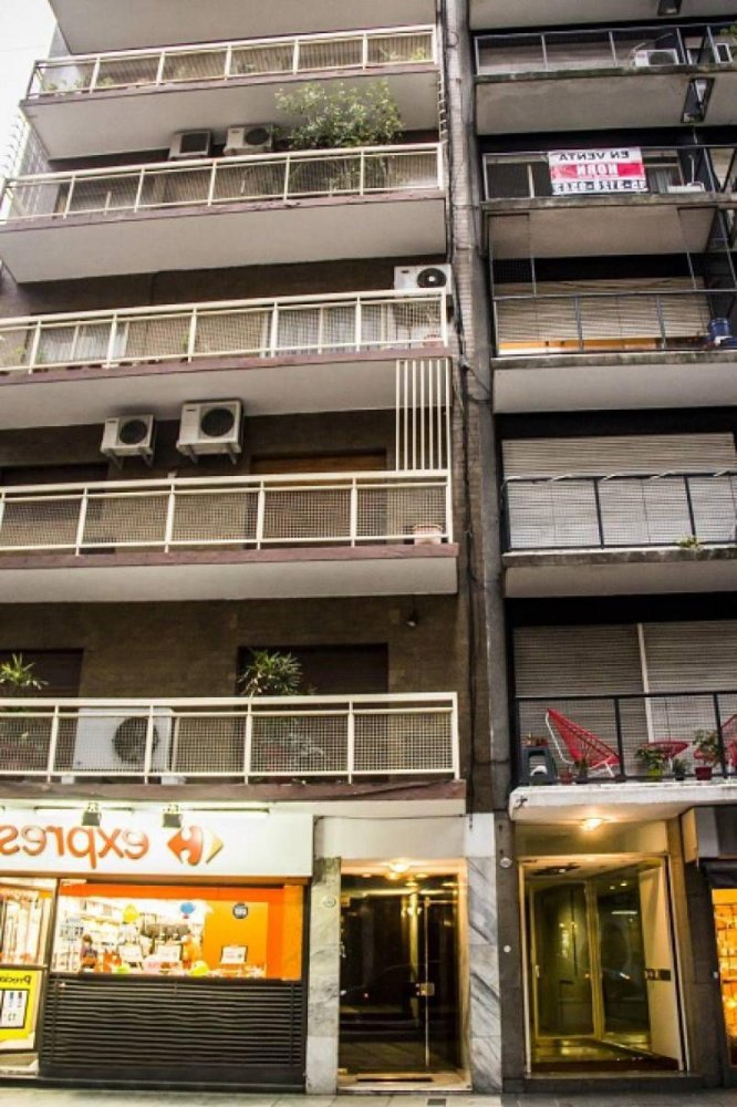 34m² Office in Buenos Aires, Argentina No. 107909