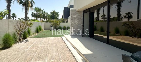 Вилла с 3 спальнями в DAMAC Hills (Akoya by DAMAC), ОАЭ № 98544 2