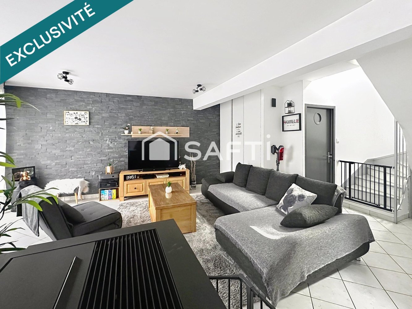 2 bedrooms House in Bethoncourt, France No. 199885