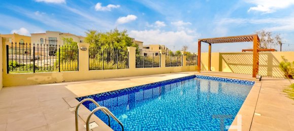 4 bedrooms Villa in Jumeirah Park, UAE No. 28461 8