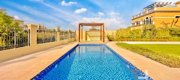 4 bedrooms Villa in Jumeirah Park, UAE No. 28461 3