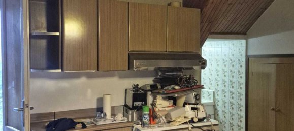 4 rooms House in Faggeto Lario, Italy No. 10890 18