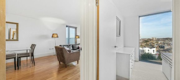 1 bedroom Apartment in London, United Kingdom No. 4605 8