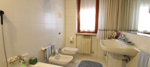 6غرفة شقة في Caldiero, Italy رقم 211368 25