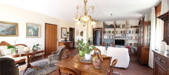 6غرفة شقة في Caldiero, Italy رقم 211368 13