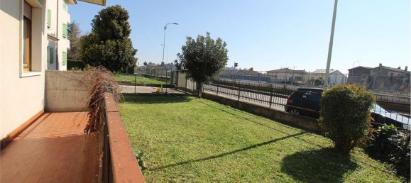 6غرفة شقة في Caldiero, Italy رقم 211368 38