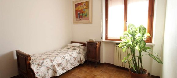 6غرفة شقة في Caldiero, Italy رقم 211368 30