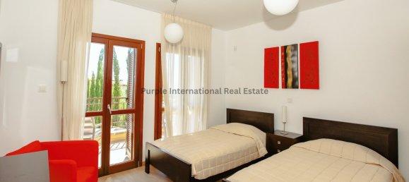 3 Schlafzimmer Villa in Aphrodite Hills, Cyprus, Nr. 930 8