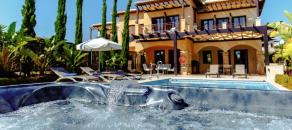 3 Schlafzimmer Villa in Aphrodite Hills, Cyprus, Nr. 930 2