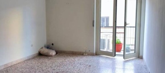 3 rooms Apartment in Caltanissetta, Italy No. 117082 5