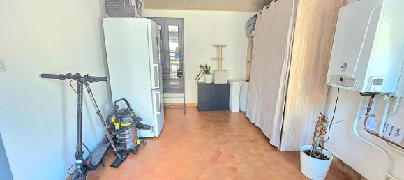 Дом с 2 спальнями в Бургуэн-Жальё, Франция № 338296 8