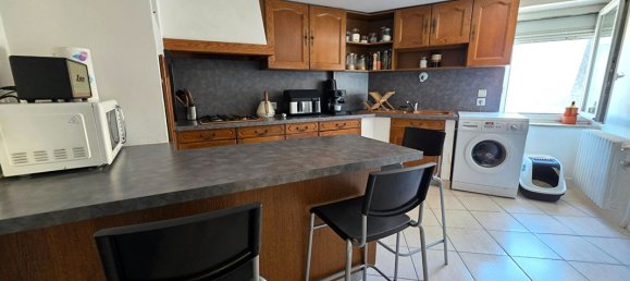 Дом с 2 спальнями в Бургуэн-Жальё, Франция № 338296 5