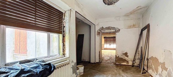 Дом с 5 комнатами в Кастельветере суль Калоре, Италия № 7603 12