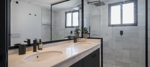 5 Schlafzimmer Villa in Marbella, Spain, Nr. 69449 11