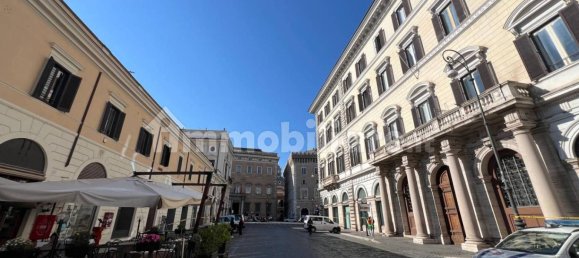 12m² Parking in Rome, Italy No. 336808 2