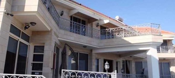 Casa de 4 dormitorios en Agios Tychonas, Cyprus No. 10651 10