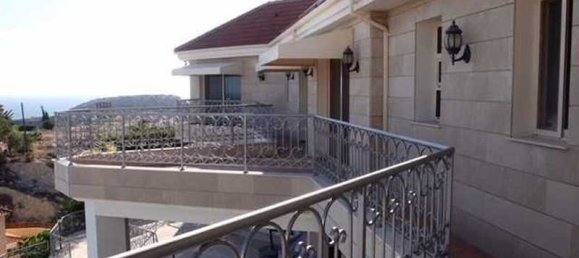 Casa de 4 dormitorios en Agios Tychonas, Cyprus No. 10651 7