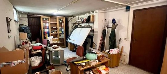 Garage in Casteggio, Italy 28m², Nr. 309318 2