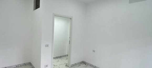 5-Zimmer Wohnung in Rome, Italy, Nr. 16879 23