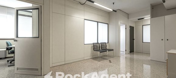 Oficina en Padua, Italy 242 m² No. 99864 8
