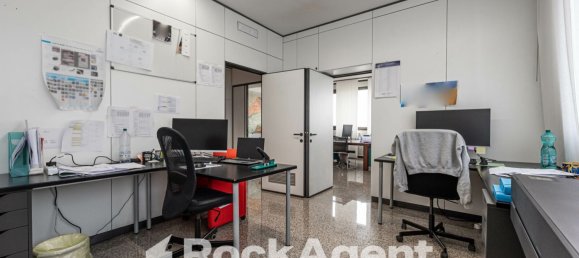 Oficina en Padua, Italy 242 m² No. 99864 13