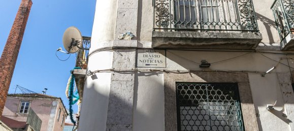 173m² Building in Lisbon, Portugal No. 54495 18