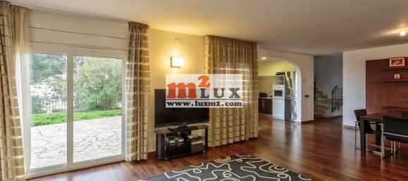 4 غرف نوم فيلا في Lloret de Mar, Spain رقم 13310 13