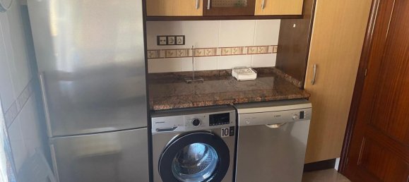 2 bedrooms Apartment in Gijon, Spain No. 135326 3